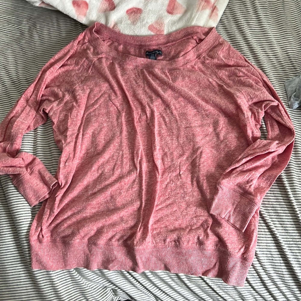 American eagle crew neck